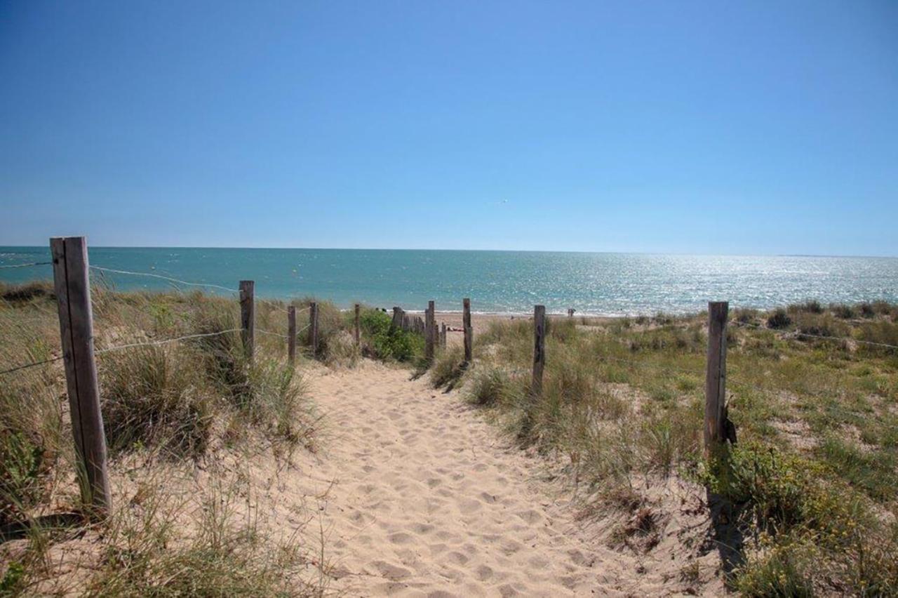 A 2 Pas De La Plage سا يْليرْ دو ري المظهر الخارجي الصورة